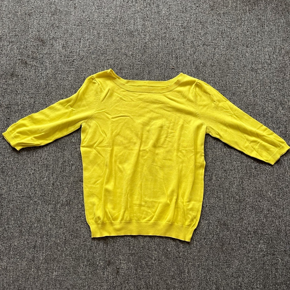 Yellow sweater